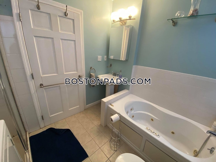 Calumet St., Roxbury Crossing