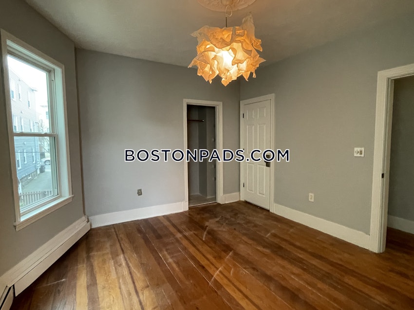 BOSTON - DORCHESTER - SAVIN HILL - 3 Beds, 1 Bath - Image 84