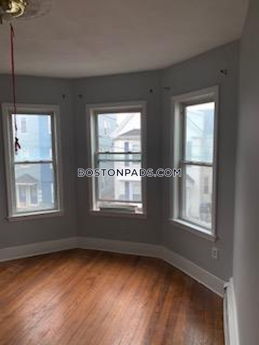 BOSTON - DORCHESTER - SAVIN HILL - 3 Beds, 1 Bath - Image 42