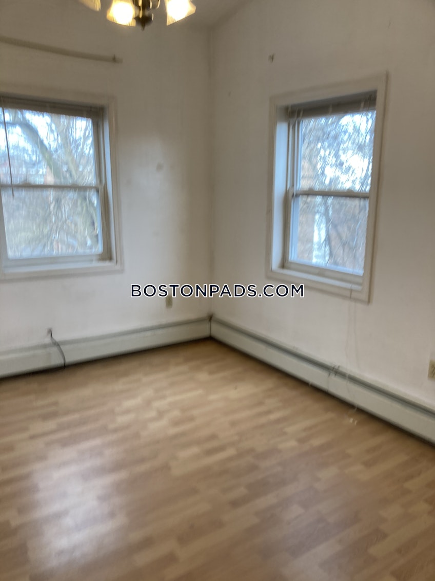Boston - $4,500+ /month