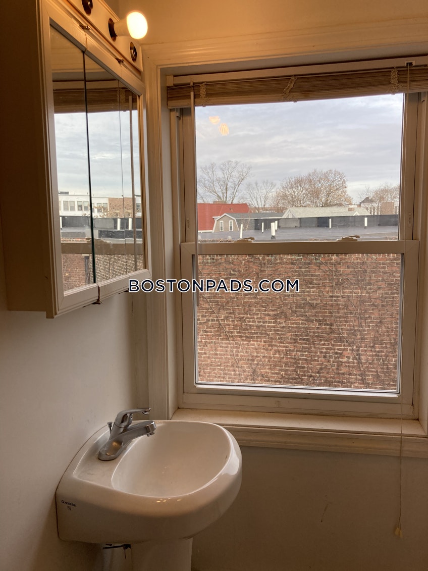 Boston - $4,500+ /month