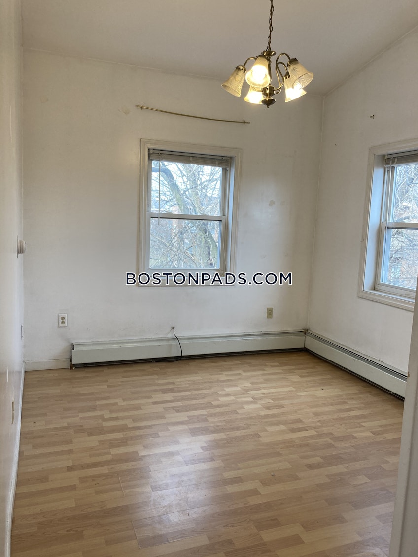 Boston - $4,500+ /month