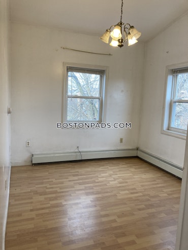 Boston - 3 Beds, 3 Baths