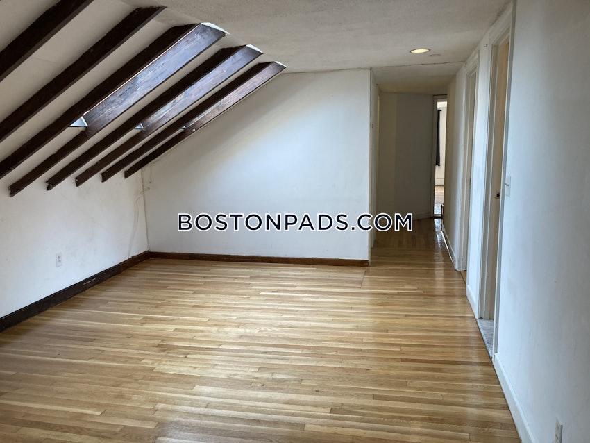 BOSTON - ALLSTON - 3 Beds, 3 Baths - Image 39