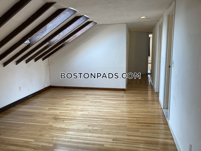 Boston - $4,500+ /month