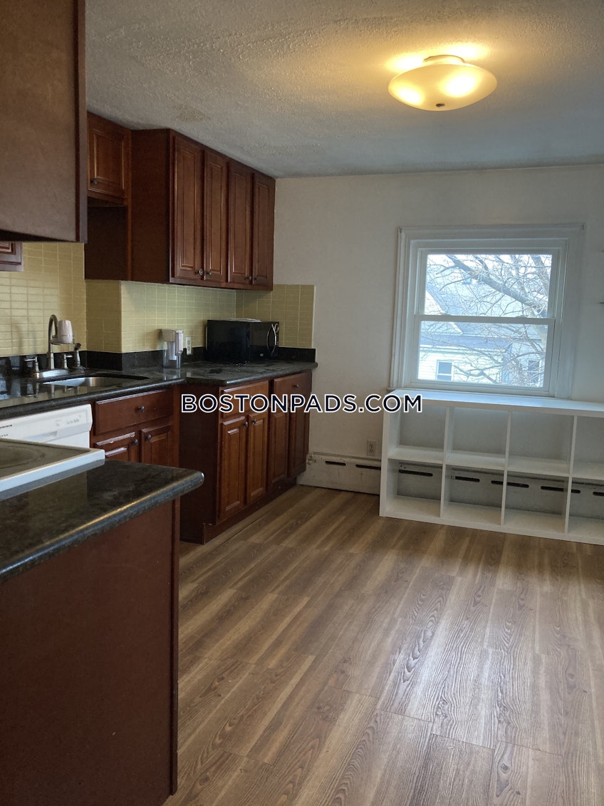 Boston - $4,500+ /month