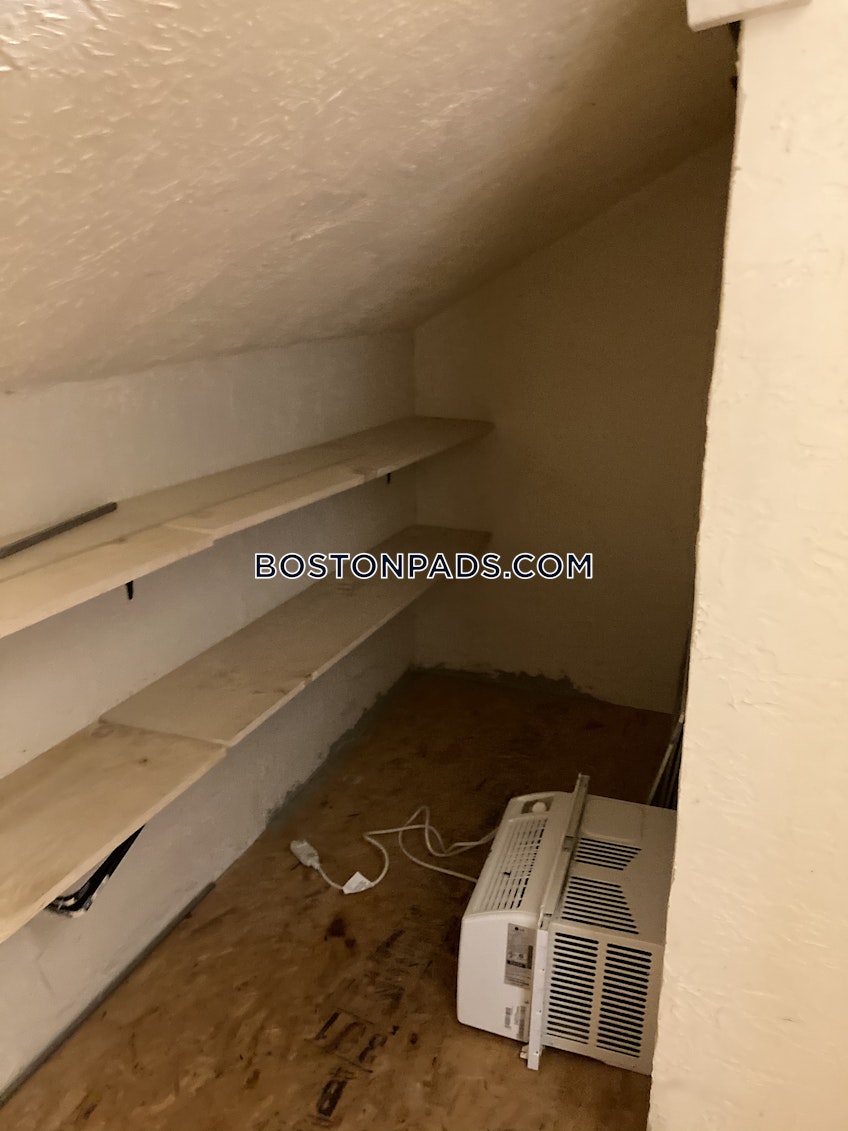 Boston - $4,500+ /month