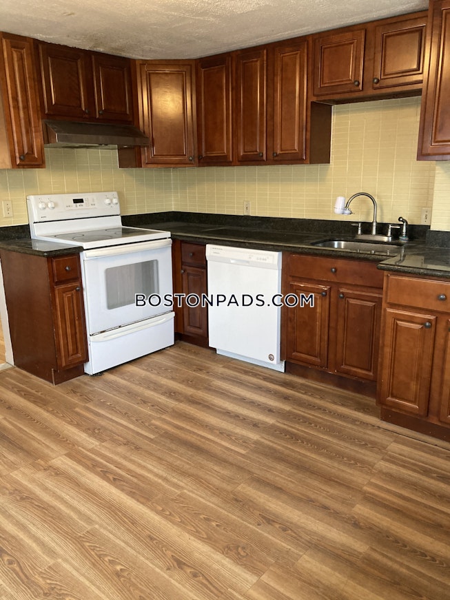 Boston - $4,500+ /mo