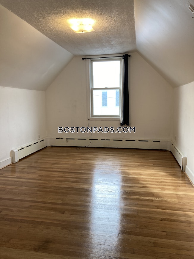 Boston - $4,500+ /mo