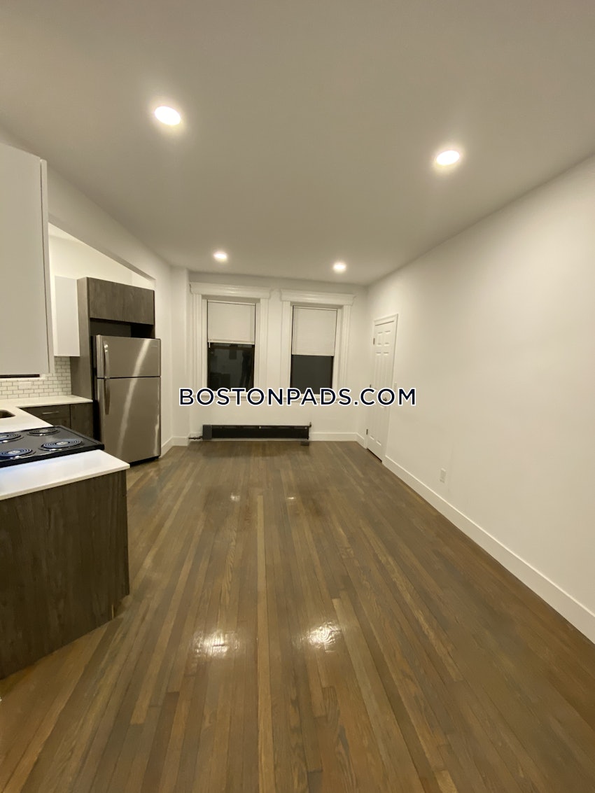 BOSTON - FENWAY/KENMORE - 1 Bed, 1 Bath - Image 7