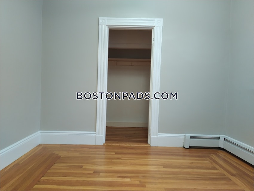 BOSTON - DORCHESTER/SOUTH BOSTON BORDER - 3 Beds, 1 Bath - Image 8