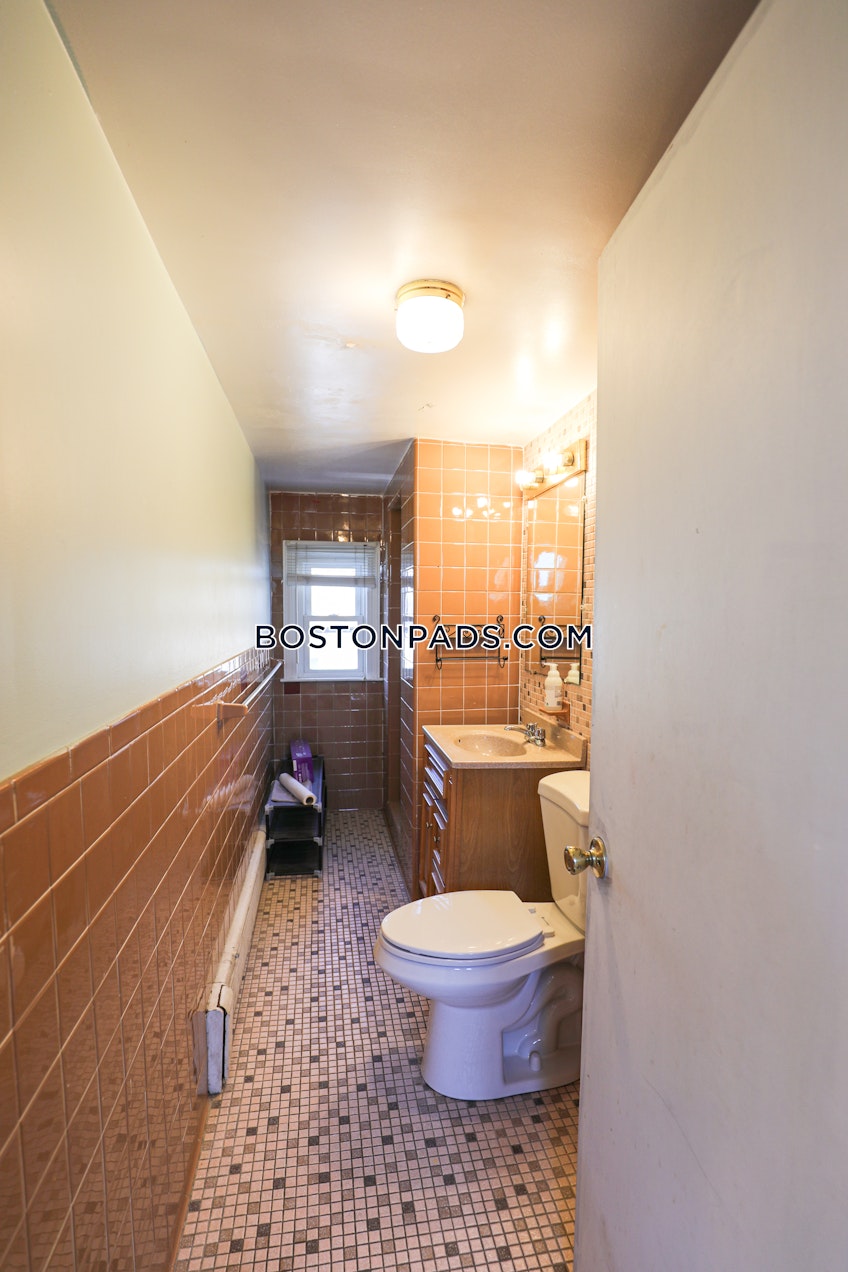 Boston - $4,500+ /month