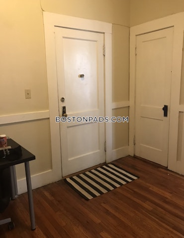 Boston - 1 Beds, 1 Baths