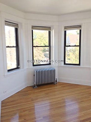 Boston - 1 Beds, 1 Baths