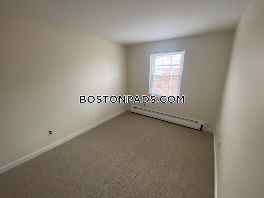 WOBURN - 2 Beds, 1 Bath - Image 2