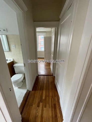 Boston - 1 Beds, 1 Baths