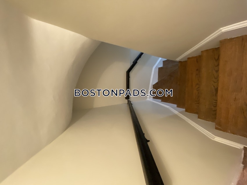 BOSTON - JAMAICA PLAIN - JACKSON SQUARE - 4 Beds, 2 Baths - Image 47