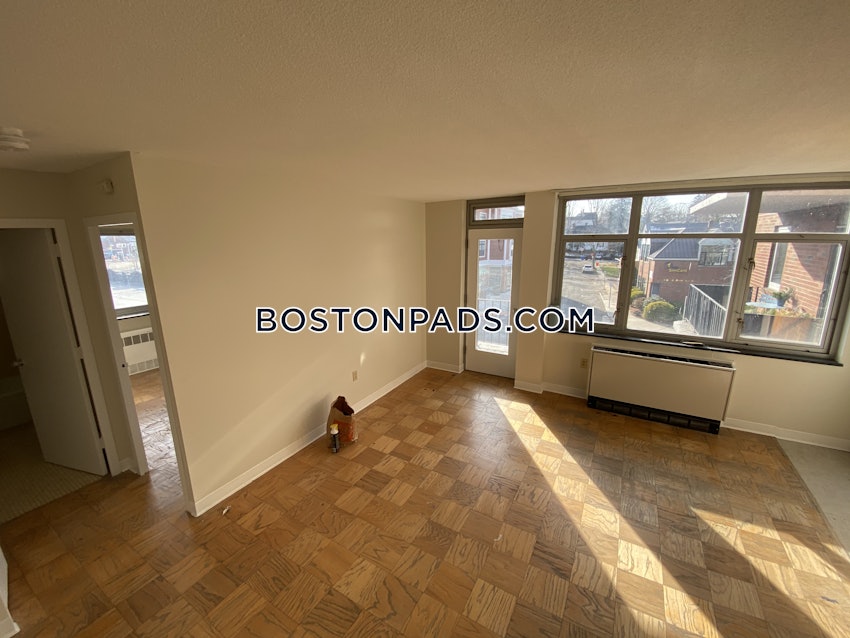 BELMONT - 1 Bed, 1 Bath - Image 3