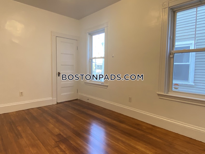 BOSTON - DORCHESTER - SAVIN HILL - 3 Beds, 1 Bath - Image 10