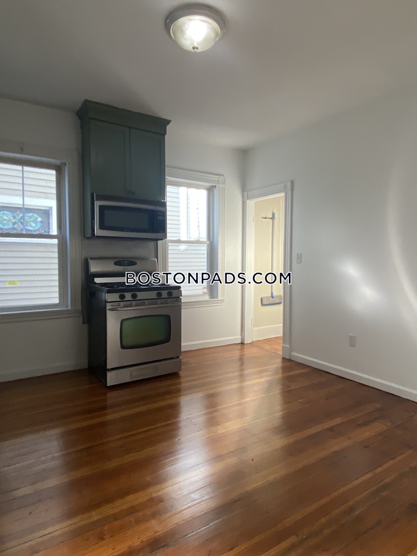 BOSTON - DORCHESTER - SAVIN HILL - 3 Beds, 1 Bath - Image 2