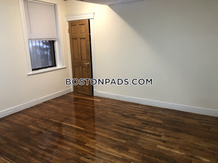 BOSTON - MISSION HILL - 2 Beds, 1 Bath - Image 2