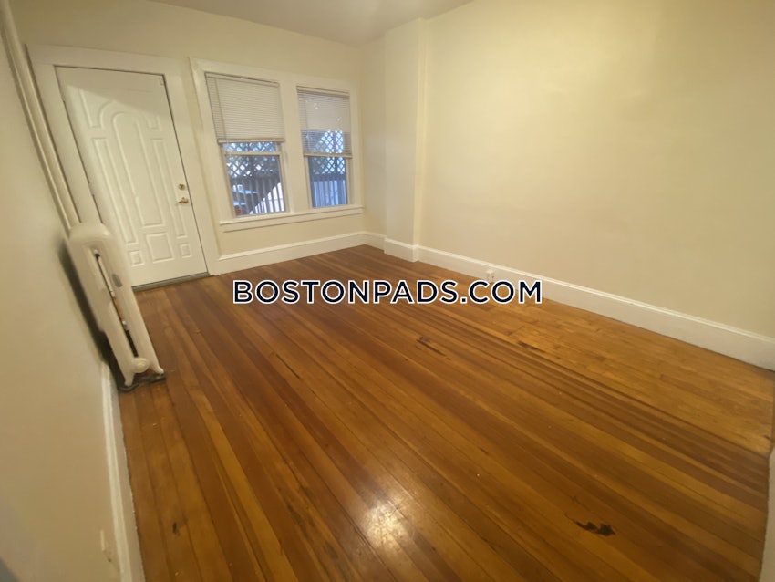 CAMBRIDGE - PORTER SQUARE - 2 Beds, 1 Bath - Image 15