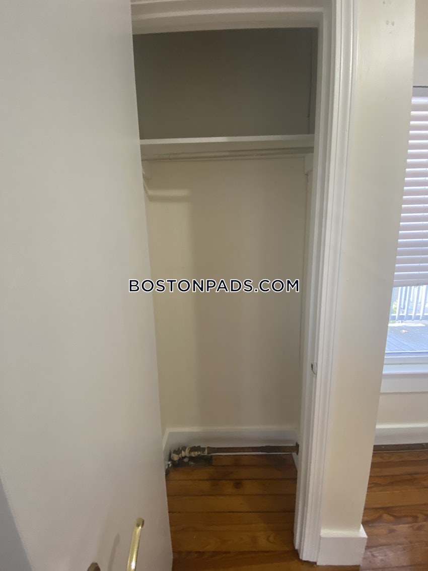 CAMBRIDGE - PORTER SQUARE - 2 Beds, 1 Bath - Image 14