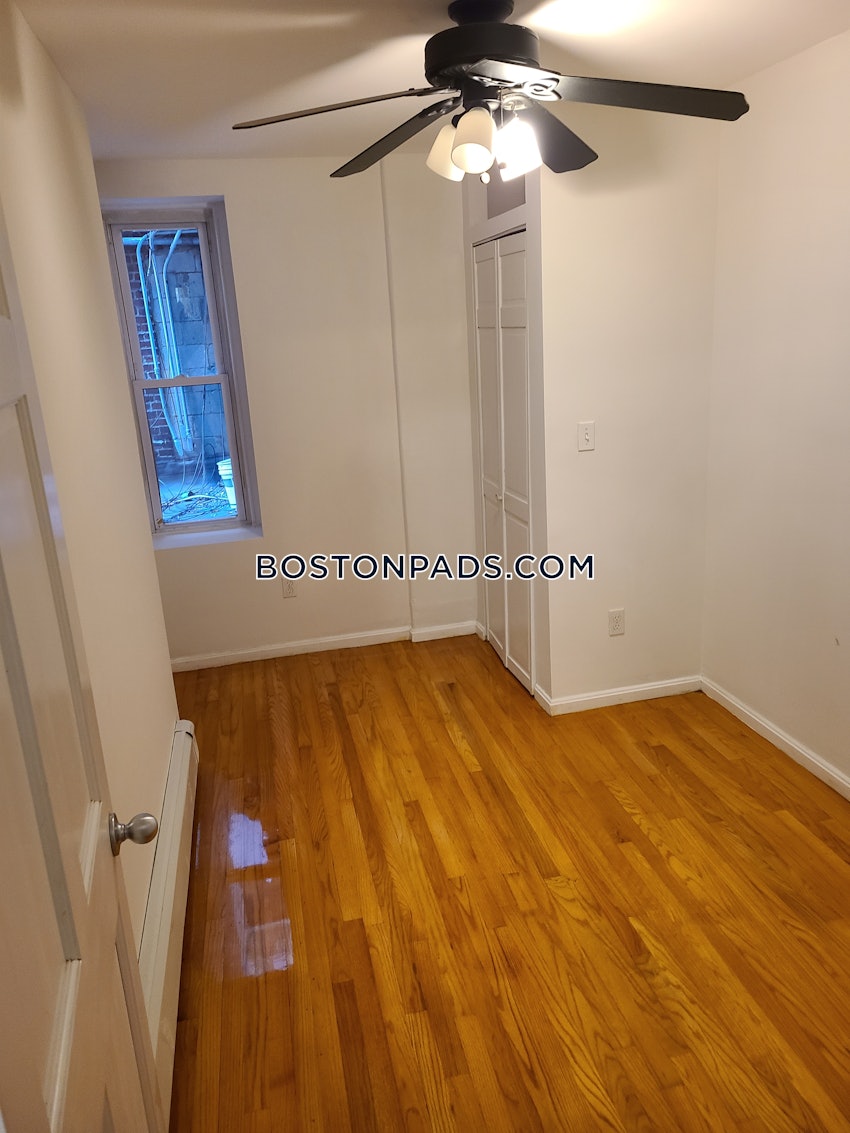 BOSTON - NORTH END - 3 Beds, 1 Bath - Image 35