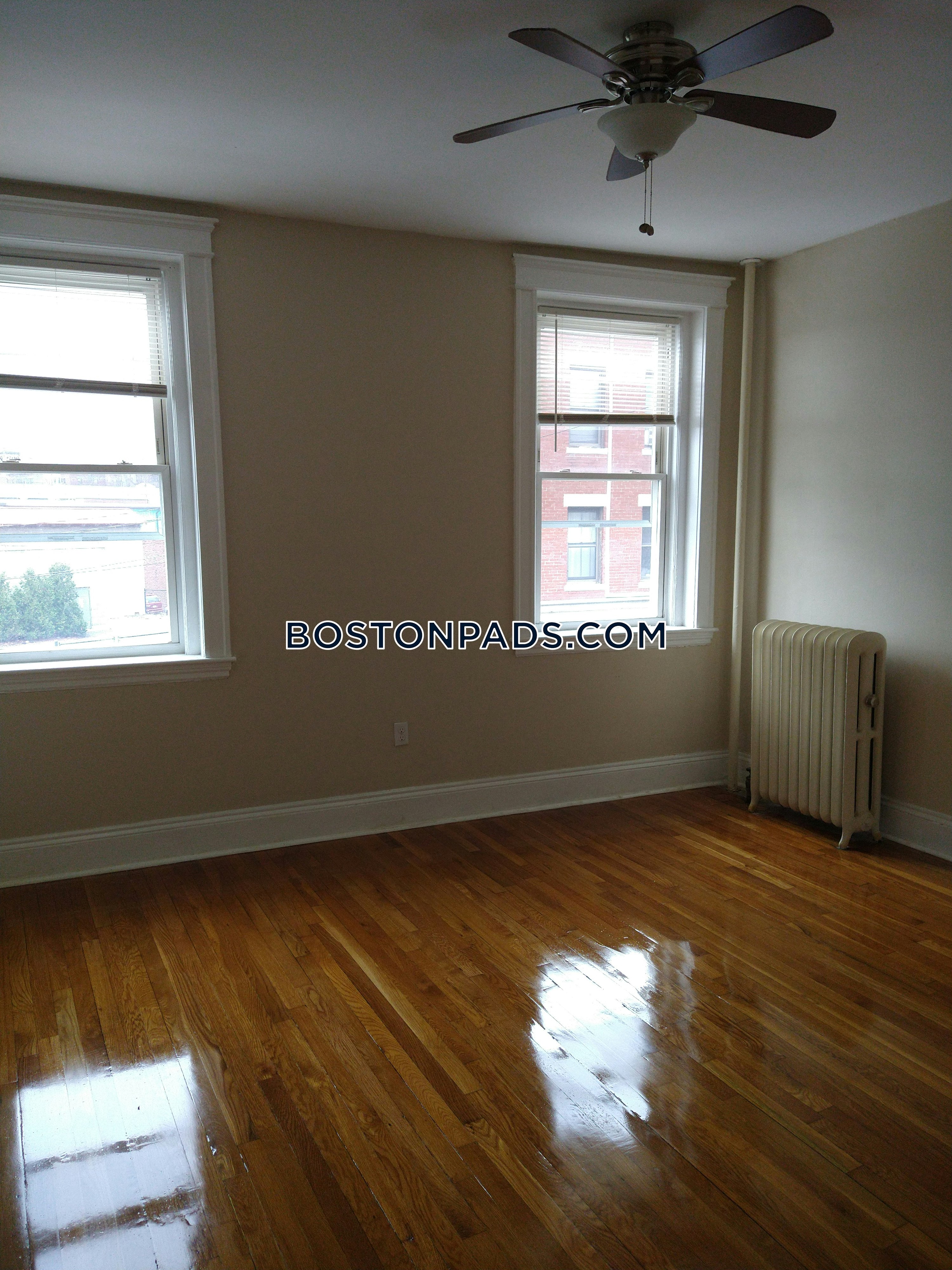 Boston - 1 Beds, 1 Baths