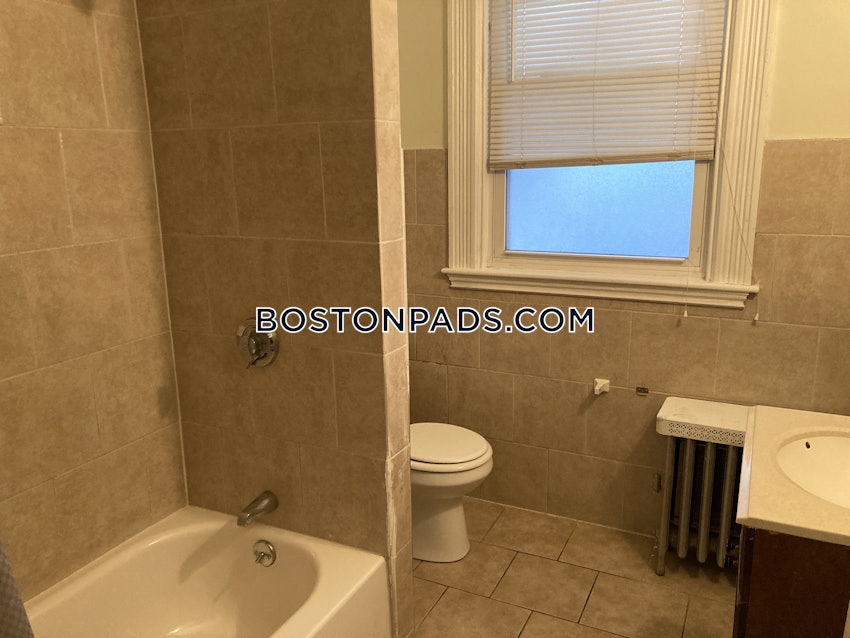 BOSTON - BRIGHTON - CLEVELAND CIRCLE - 4 Beds, 2 Baths - Image 19