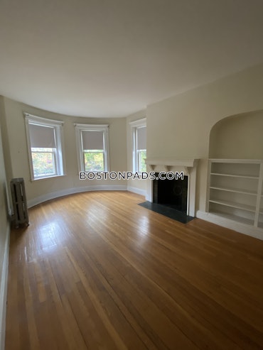 Brookline - 2 Beds, 1 Baths