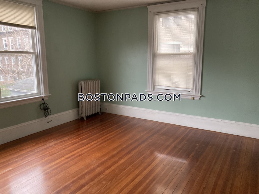 BOSTON - BRIGHTON - CLEVELAND CIRCLE - 4 Beds, 2 Baths - Image 19