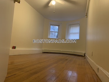 Brookline - 2 Beds, 1 Baths