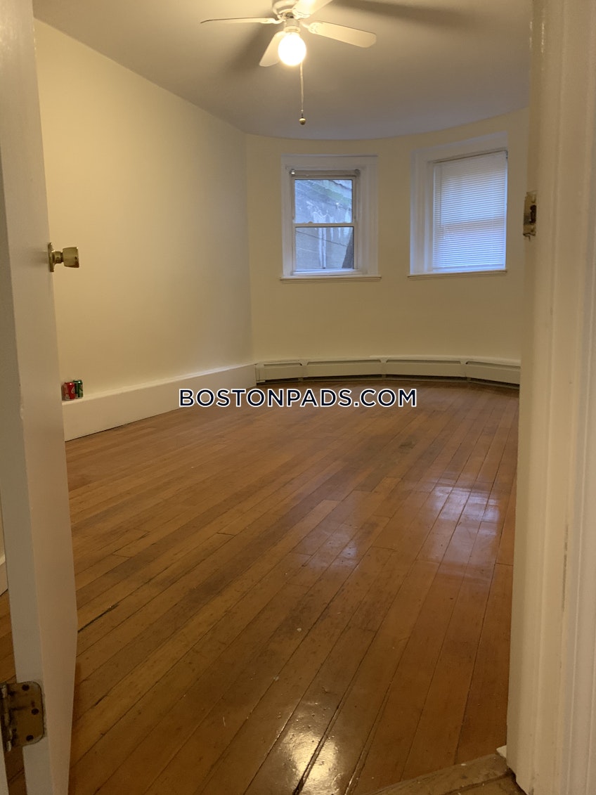 Brookline - $2,950+ /month