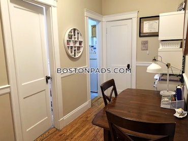 Boston - 0 Beds, 1 Baths