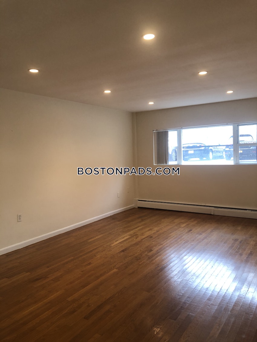 BOSTON - ALLSTON - 1 Bed, 1 Bath - Image 5