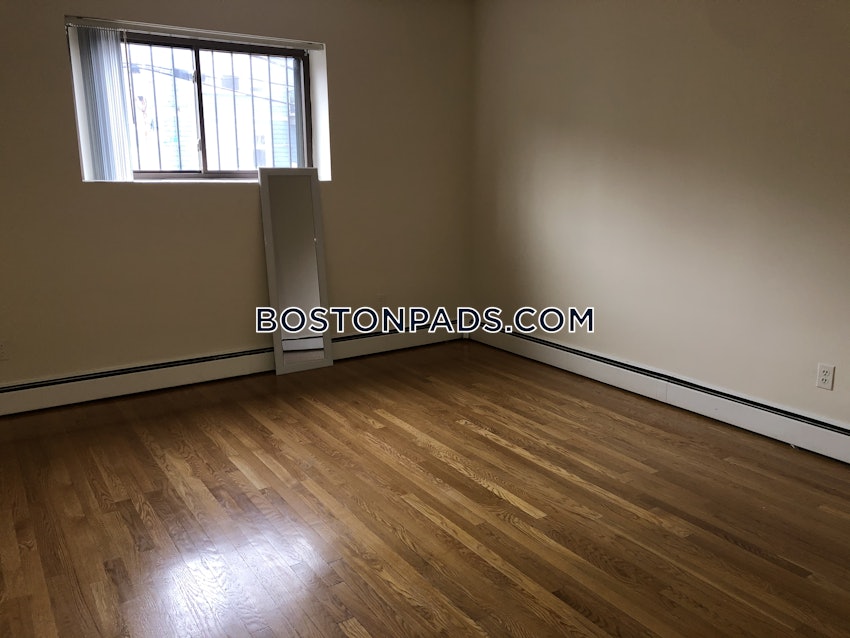 BOSTON - ALLSTON - 1 Bed, 1 Bath - Image 18