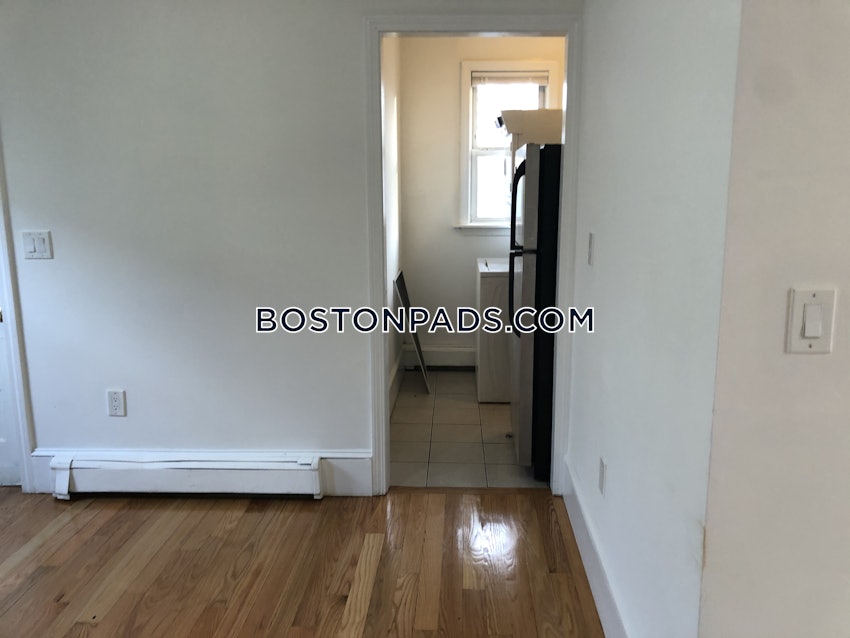 BOSTON - DORCHESTER - UPHAMS CORNER - 4 Beds, 2 Baths - Image 16