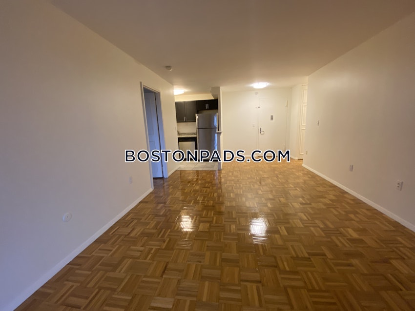 BROOKLINE- BOSTON UNIVERSITY - 2 Beds, 1.5 Baths - Image 9