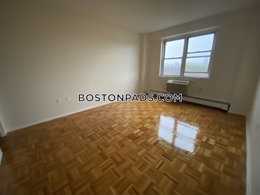 BROOKLINE- BOSTON UNIVERSITY - 2 Beds, 1.5 Baths - Image 3