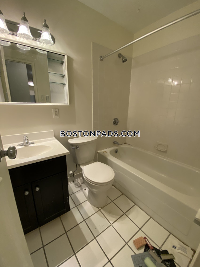 BROOKLINE- BOSTON UNIVERSITY - 2 Beds, 1.5 Baths - Image 6