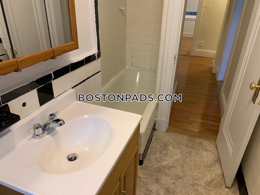 BOSTON - BRIGHTON - CLEVELAND CIRCLE - 2 Beds, 1 Bath - Image 45