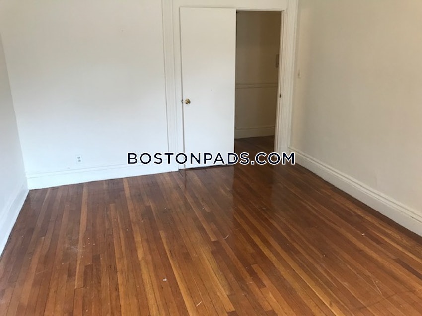 BOSTON - ALLSTON - 1 Bed, 1 Bath - Image 14