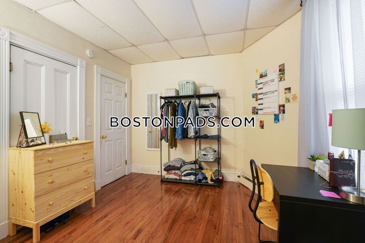 Calumet St., Roxbury Crossing