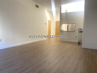 Boston - 2 Beds, 2 Baths