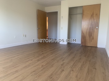 Boston - 2 Beds, 2 Baths