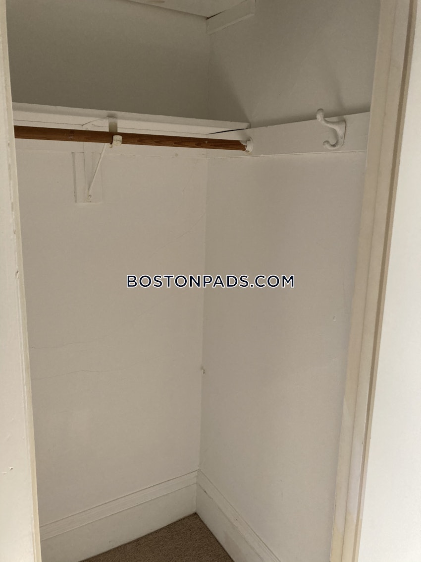 BROOKLINE- COOLIDGE CORNER - 2 Beds, 1 Bath - Image 4