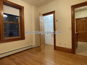 Boston - 2 Beds, 1 Baths