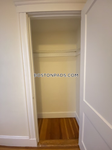 Boston - 3 Beds, 1 Baths