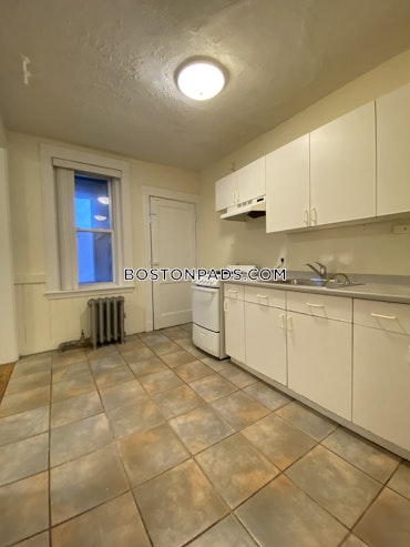 Boston - 3 Beds, 1 Baths